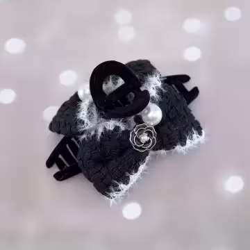 山茶花珍珠毛線編織×鯊魚夾×共二色