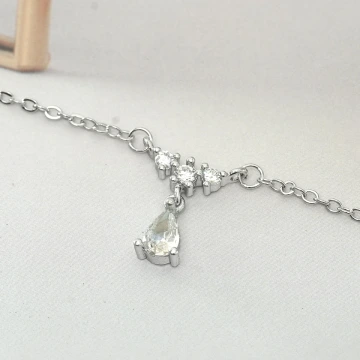925銀飾&times;魔方晶鑽&times;鎖骨項鍊.avif