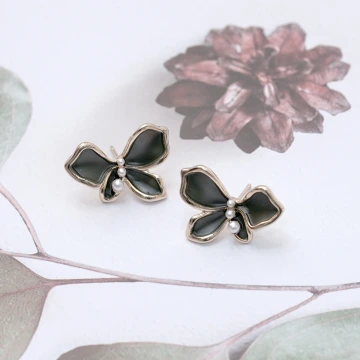 墨色蝴蝶花&times;吊墜耳環.avif