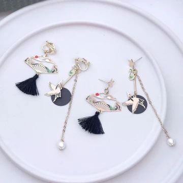 奶茶小熊&times;三角耳夾.avif
