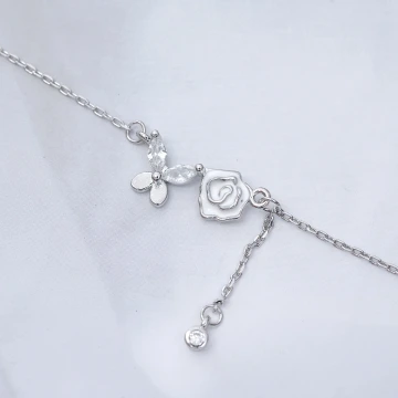 925銀針&times;荷葉邊&times;耳針.avif