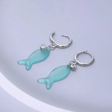 十字纏繞晶鑽&times;U型耳骨夾.avif