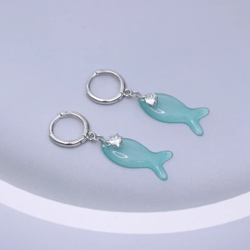 十字纏繞晶鑽&times;U型耳骨夾.avif