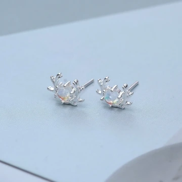 925銀針&times;月光石鹿角&times;耳針.avif